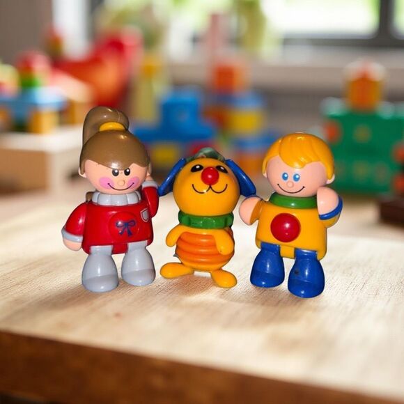 Tolo First Friends School Friends & Puppy Figures B19 - Picture 1 of 5